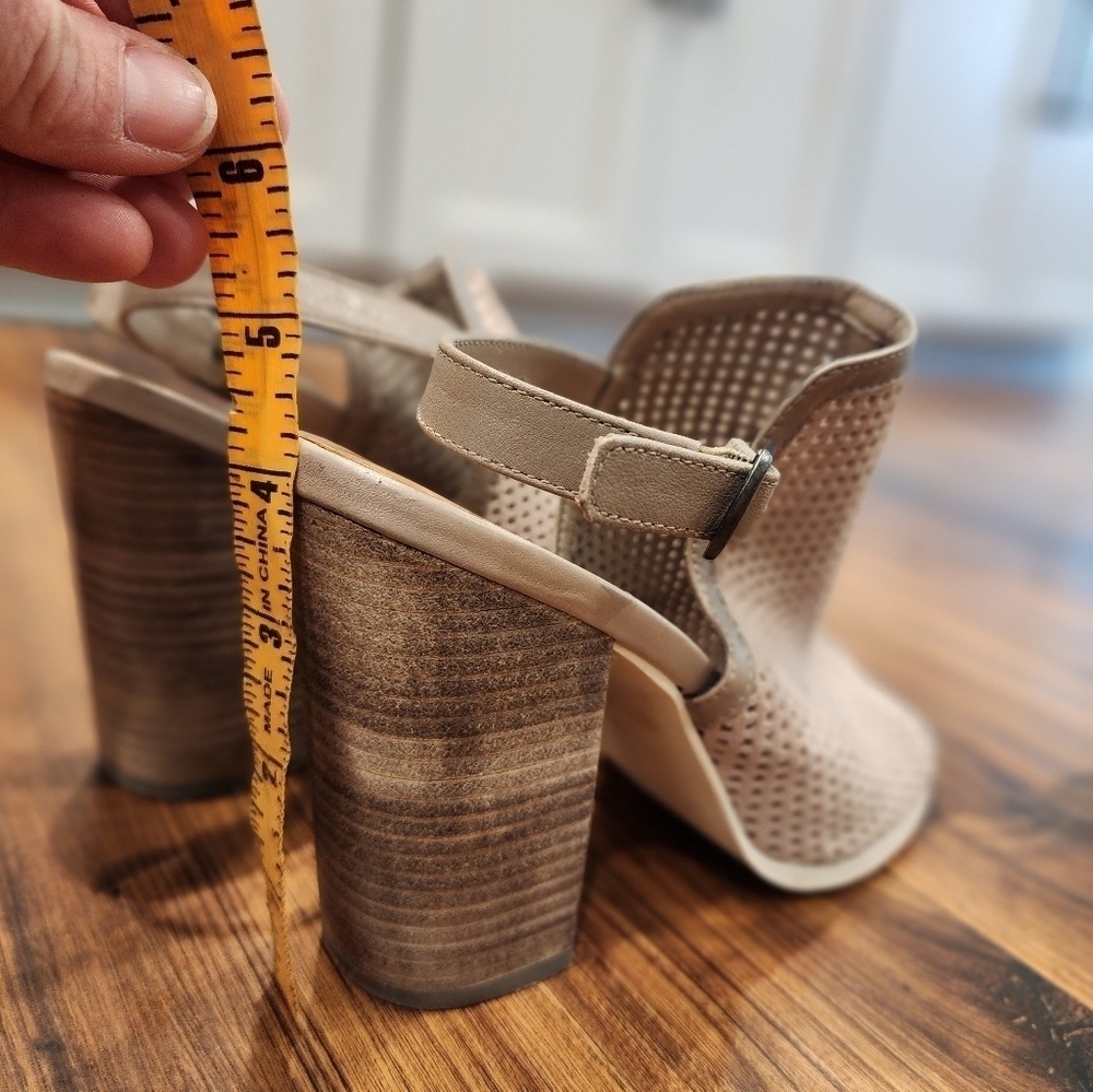 Kelsi Dagger Brooklyn Goya Peep-toe Slingback Sandal - Picture 11 of 11